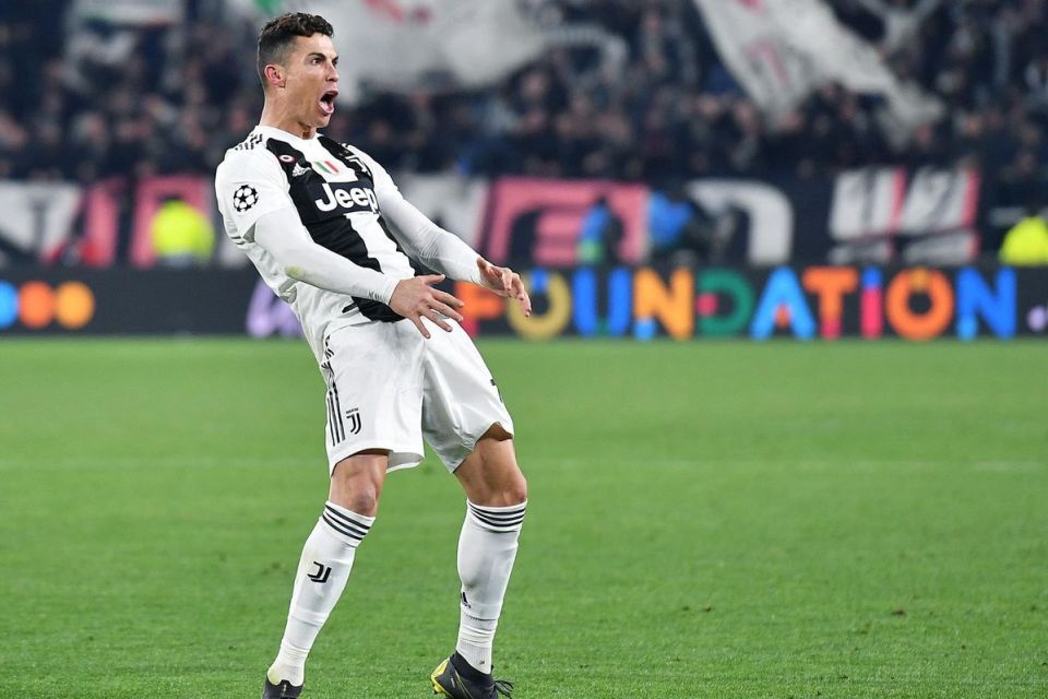 Melakukan Selebrasi yang Tidak Senonoh Sang Pemain Ronaldo Hanya Dikenakan Denda RP 325 Juta Dari UEFA